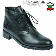 Women's black leather low boots with ties 32470