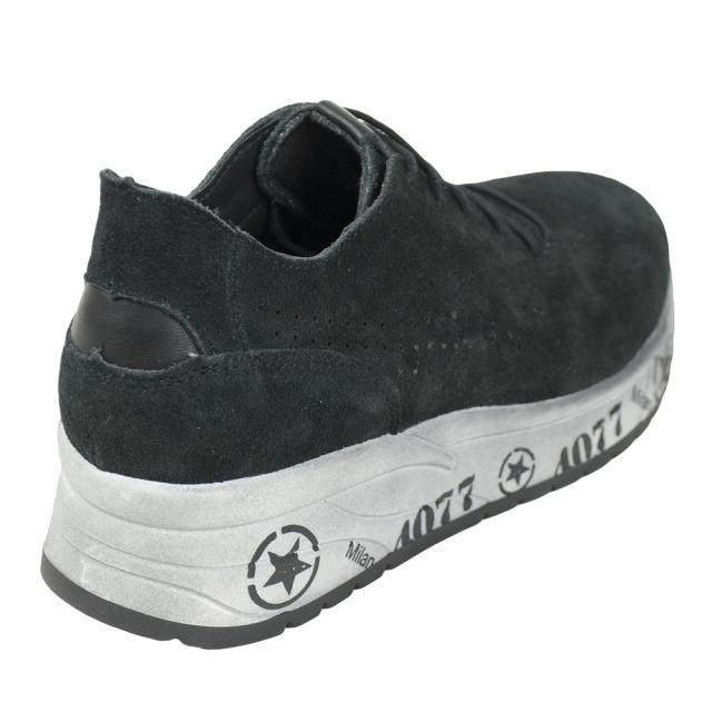 black trainers with black soles ladies