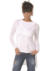 White wide neck cardigan Z-09