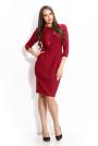 Rochie formală de culoare bordo , cu un decolteu elaborat